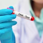 Pengecekan Genetik Menggunakan Alat Digital Tes DNA
