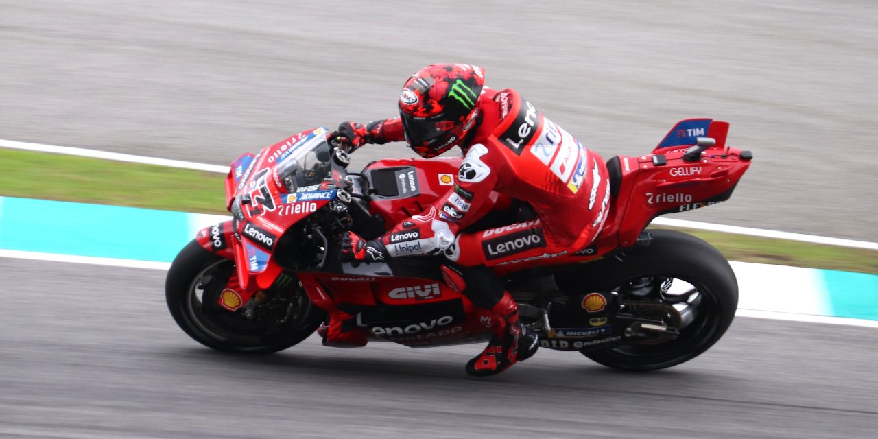 Sebuah Moge Ducati Yang Elegan Dan Cc Tinggi