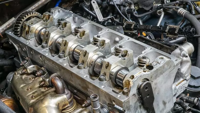Mesin Motor Dengan Silinder Memerlukan Perawatan Yang Baik
