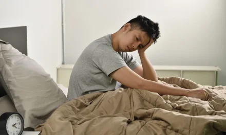 Gangguan Kesulitan Tidur Akibat Insomnia Parah