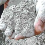 Perekat Bahan Bangunan Menggunakan Sebuah Semen