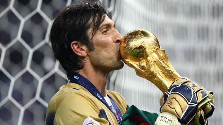 Nama Legendaris Buffon Dalam Sejarah Kiper Terbaik