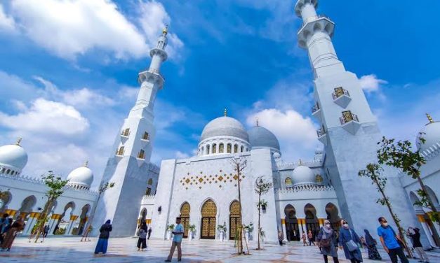 Tempat Ibadah Masjid Bagi Seluruh Umat Muslim