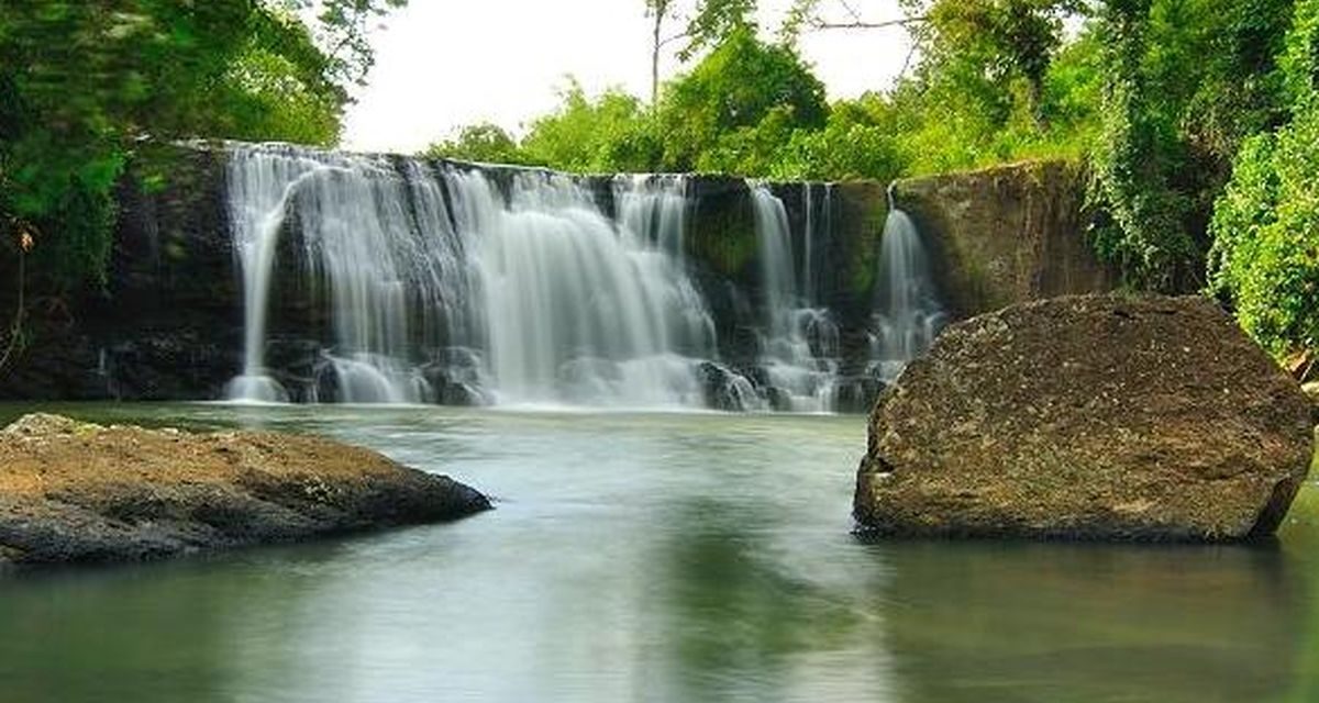 Kealamian Alam Curug Atau Sebuah Air Terjun