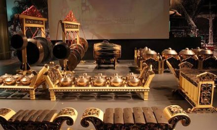 Seperangkat Permusikan Gamelan Di Indonesia