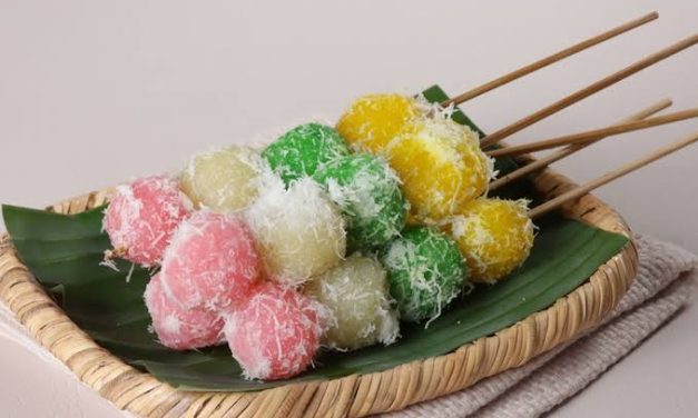Makanan Tradisional Indonesia Sebuah Hidangan Cenil