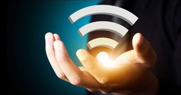 Teknologi Nirkabel WIFI Dengan Penyebar Jaringan Internet