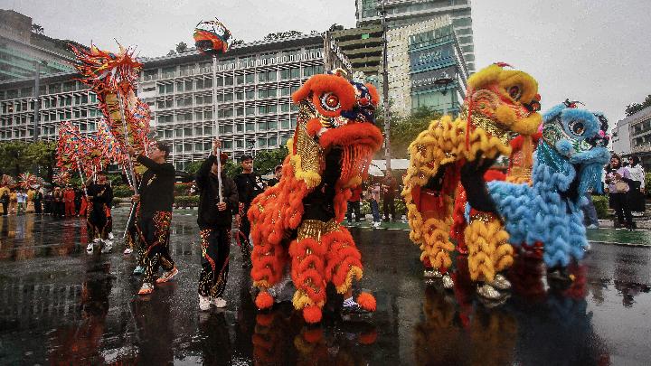 Suatu Pertunjukan Barongsai Pada Budaya Tiongkok
