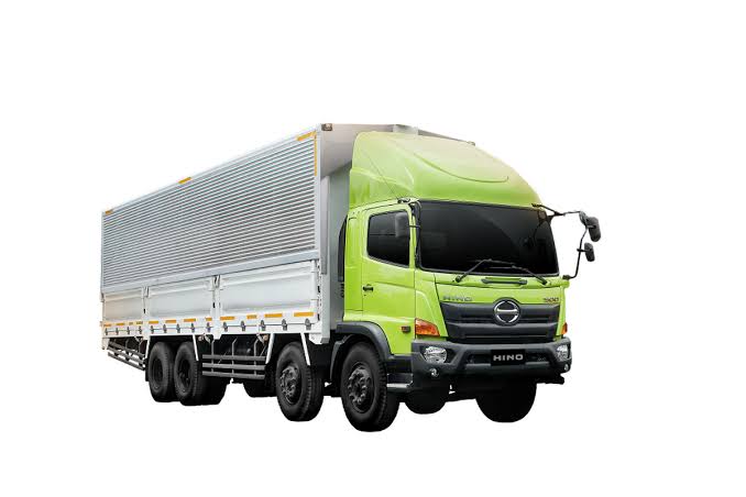 Sebuah Kendaraan Besar Truk Untuk Pengangkatan Barang