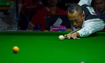 Olahraga Santai Billiar Dengan Stik Dan Meja