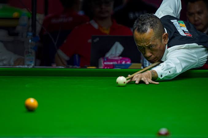 Olahraga Santai Billiar Dengan Stik Dan Meja